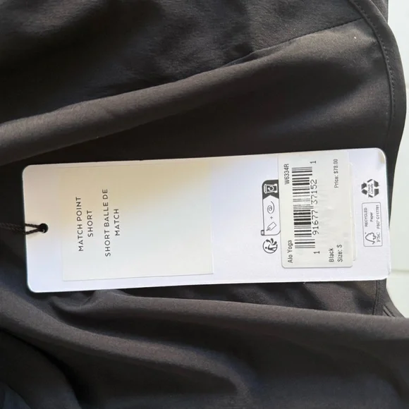 ALO Yoga Black Match Point Short with Branded Tag - Picture 3 of 6